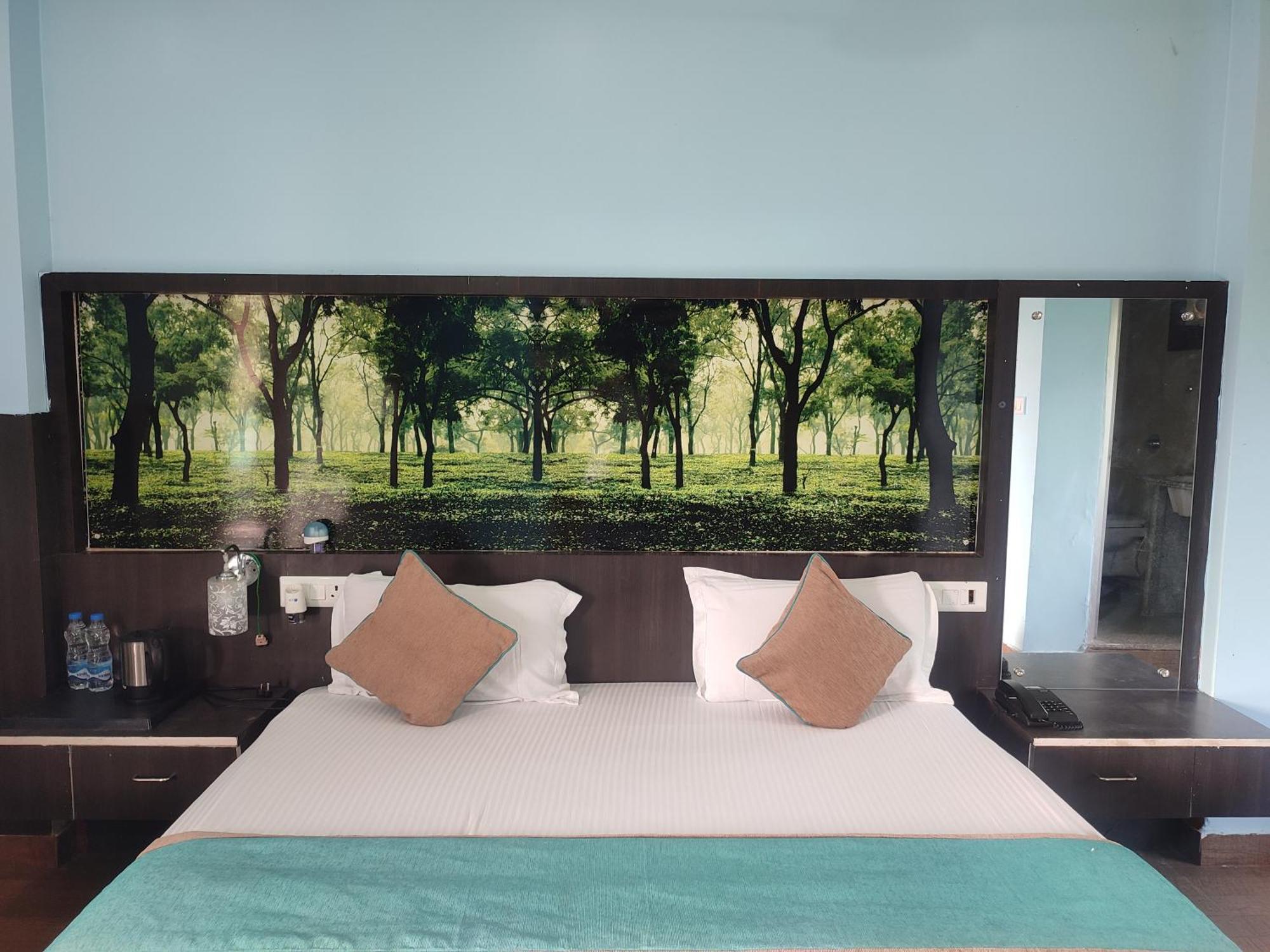 Maa Greenary View - A Holiday Resort Alipur Duar Buitenkant foto