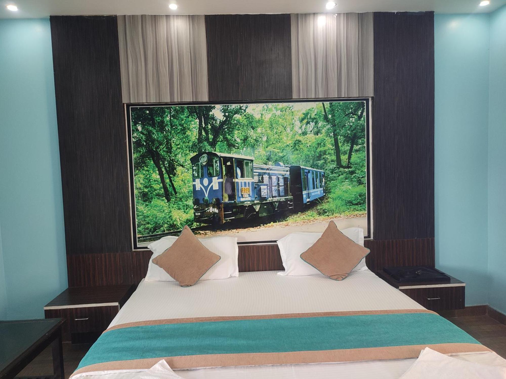 Maa Greenary View - A Holiday Resort Alipur Duar Buitenkant foto