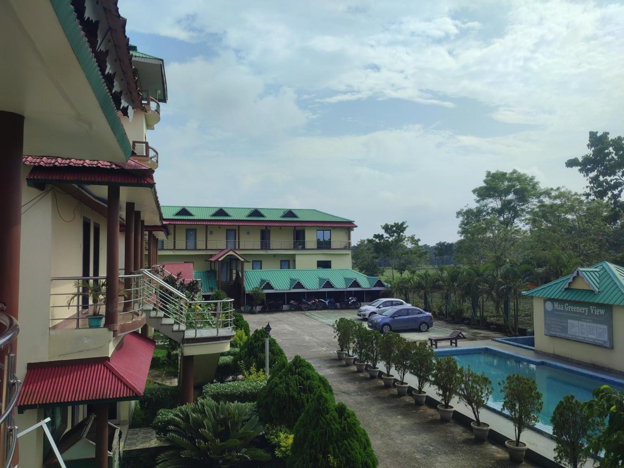 Maa Greenary View - A Holiday Resort Alipur Duar Buitenkant foto