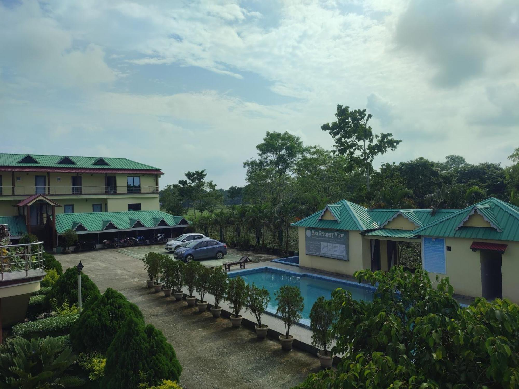 Maa Greenary View - A Holiday Resort Alipur Duar Buitenkant foto
